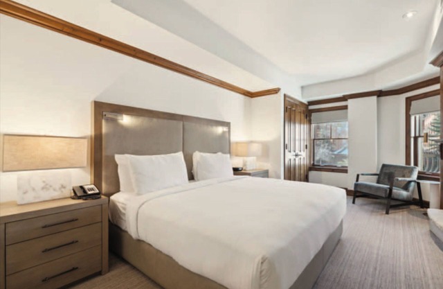 Resort/Hotel Room, Aspen Mountain Residences!