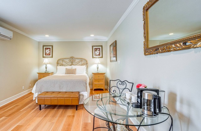 Resort-Style Napa Studio: Close to Wineries!