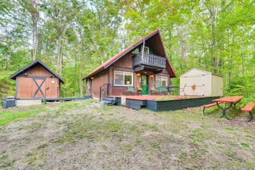 Resort-Style Perks - Cabin in Lakes of the North!