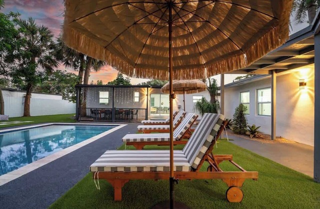 ResortVilla Compound 6BR 2Houses