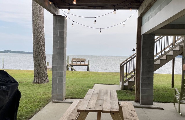Retreat to a quiet, waterfront getaway!