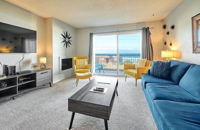 Return of the Jetty - Ground Floor - Oceanfront Condo