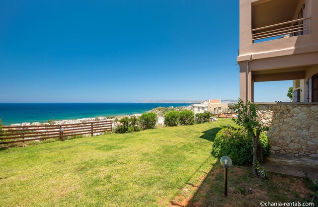 Reverie villa, a spacious villa with private pool and breathtaking sea view