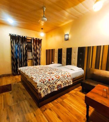 Revoli Inn Hotel JUST 5 MIN FROM GOLDEN TEMPLE