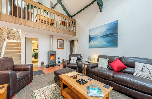 Rhydyfran Coach House