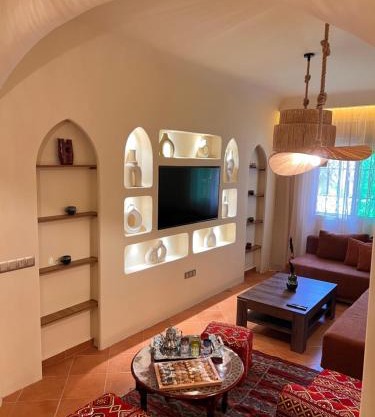 Riad Appart F3 Exceptionnel à Guéliz - À 5 min de la gare - Piscine, Wi-Fi et parking au cœur de Marrakech