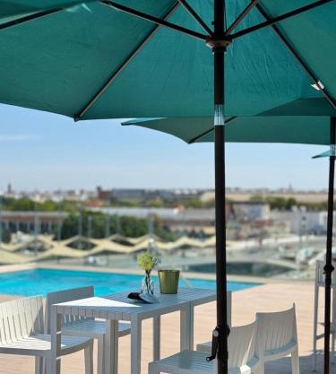 Ribera de Triana Hotel
