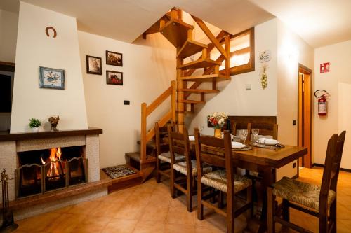 Rifugio tra i Boschi - Camino & Balcone