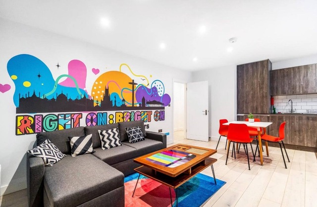 Right On : Bright On Apartment 1G - City Centre Luxury Apartments