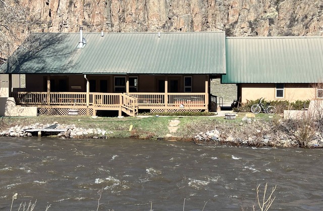Rio Cabin - Serenity on the South Fork