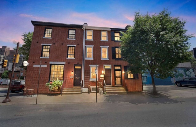 Rittenhouse Trinity Stay | 2BR | 2BA | Fast Wi-Fi