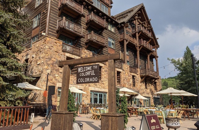 Ritz-Carlton Bachelor Gulch King Suite. Unmatched Luxury