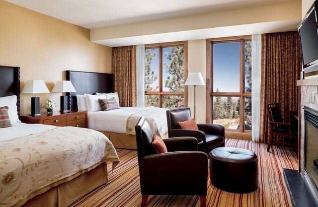 Ritz Carlton Club @ Lake Tahoe - 3 BR, 3.5 Bath