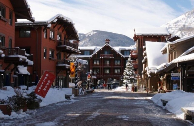 Ritz Carlton Club - Ski in/Out-*Best Prices* (All Dates Avail)