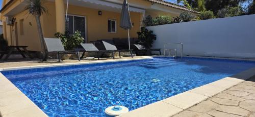 Riumar "Gecko", 250m to beach, private pool, On-Site-Service, dog beach