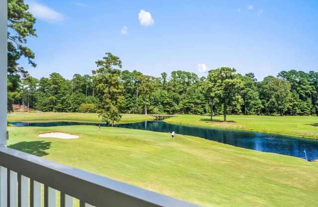 River Oaks 46I - Golf Area