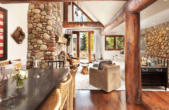 River Rock - Private rooftop with plunge pool and hot tub