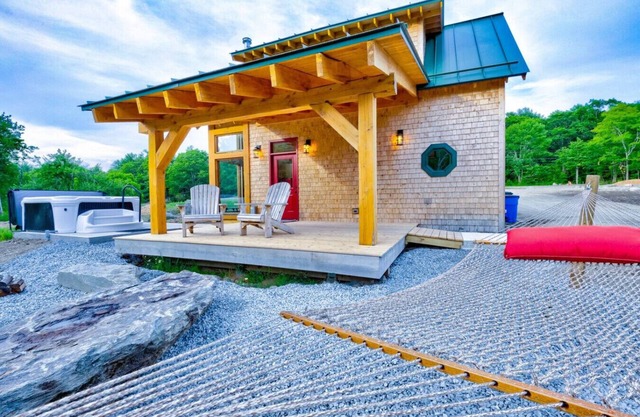 River Views | Private Hot Tub | The Cherry Cabin