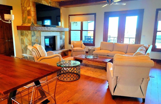 Riverbend Villa #127