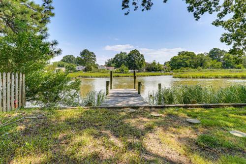 Riverfront Fun Quiet Home Near Hampton Coastline