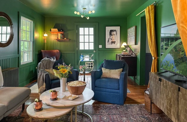 Riverfront Luxe in Narrowsburg