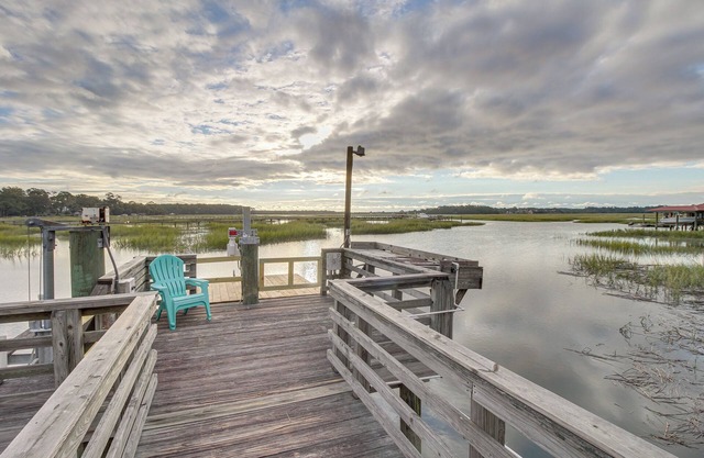 Riverfront Savannah Retreat w/Private Dock!