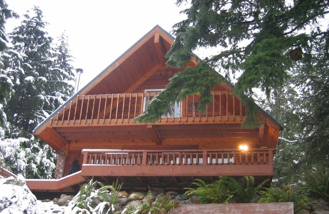 Riverfront, Skiing, Kayaking, Fishing, Hiking, Relaxing
