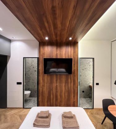 Riverside Heritage Lux and Modern