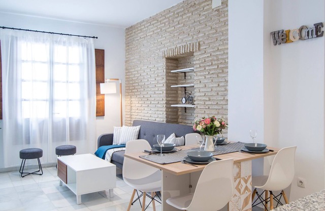 Riverside Triana Apartment