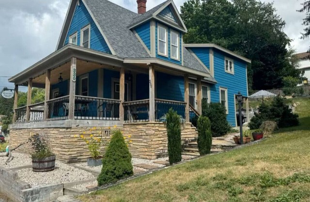 Riverview on Spruce - A gem in the heart of Thomas, WV