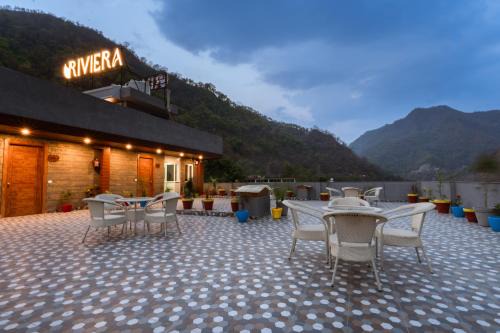 Riviera Resort Rishikesh Best Hotel in Rishikesh ,Luxury Comfort , Traveler's Delight , Budget Friendly , Prime Location , Guest Favorite