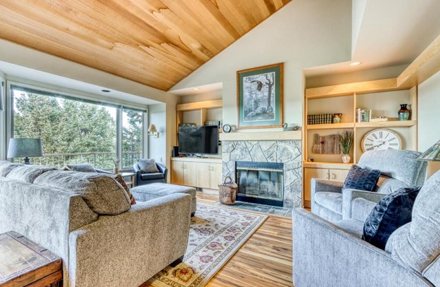 Robin Court Retreat