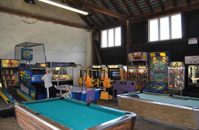 Robin Hill Camping Resort Premium Cottage 1