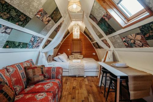 Robin Nest - Cosy Shepherd's Hut Hideaway