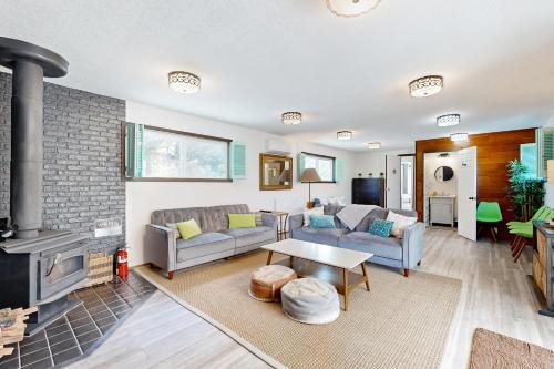 Rockaway Beach Villa
