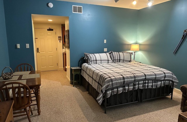Rockwell Suite #104 at The Inns of Whitetail