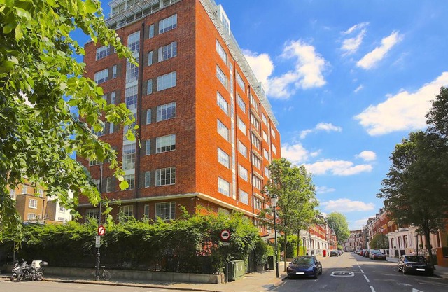 Roland House