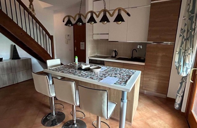 ROMA MARE APARTMENT - COMFORT AND CONVENIENCE A STONE'S THROW FROM THE SEA