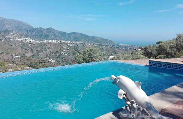 Romantic apartment in the Sierras Tijeda above the Mediterranean
