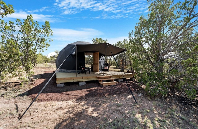 Romantic Dome Escape | Near Grand Canyon