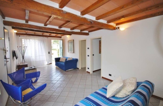 ROMANTIC VILLA WITH GARDEN, BBQ, WI FI, AIR CONDITIONING