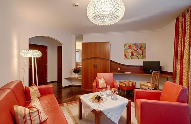 Romantik Suite 65 m² Long - Thermenwelt Hotel Pulverer