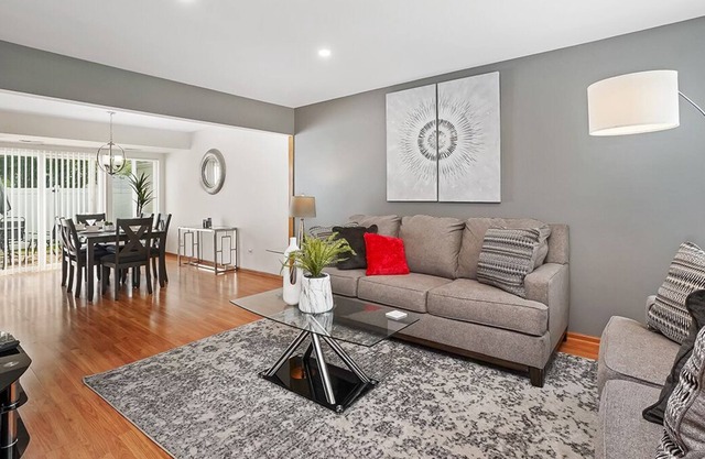 Romeoville Rental - Harmony Ln