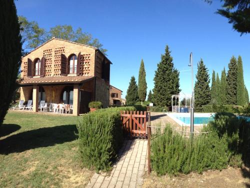 Romola Retreat Tuscan Escape