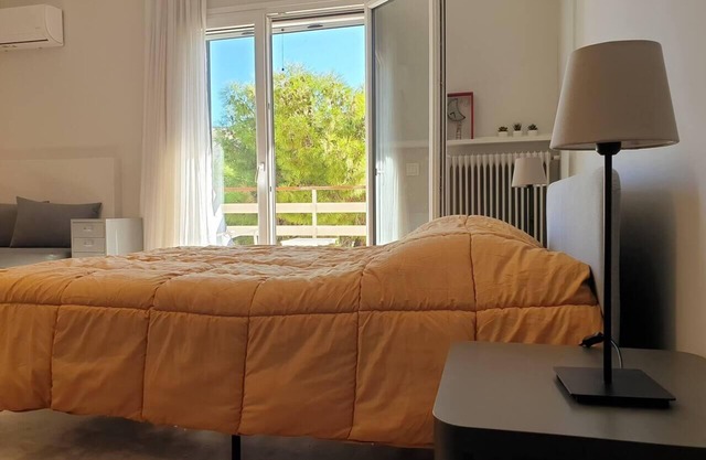 Rooftop Studio Apt - Metro Cholargos - 5 Min Walk