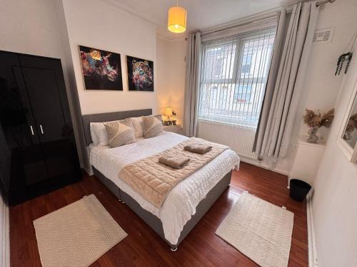 Room 1 Shared House 10 min from Center