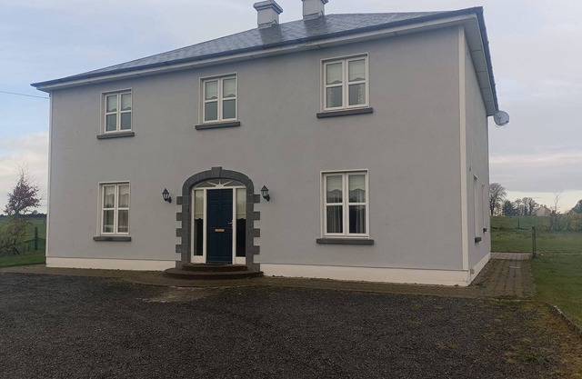 Room 4, Williamstown, Ireland