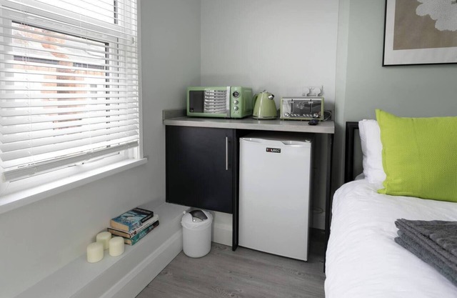 Room 5 Studio apartment in the heart of Nottingham!