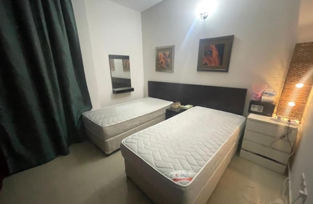 Room In Barsha Heights