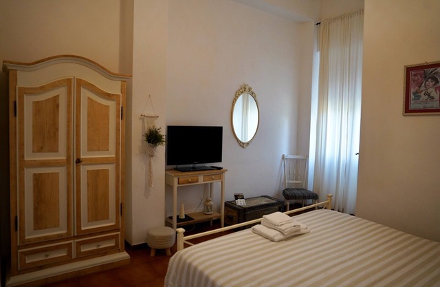 Room 'Piccolo Paradiso - Camera 2' with Shared Terrace, Shared Garden and Wi-Fi